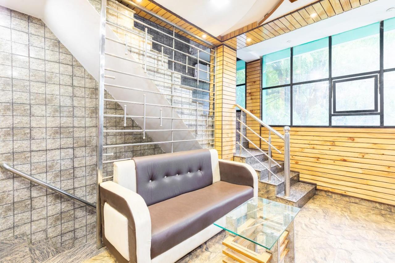Oyo 45301 Hotel Om Palace Sagar  Экстерьер фото