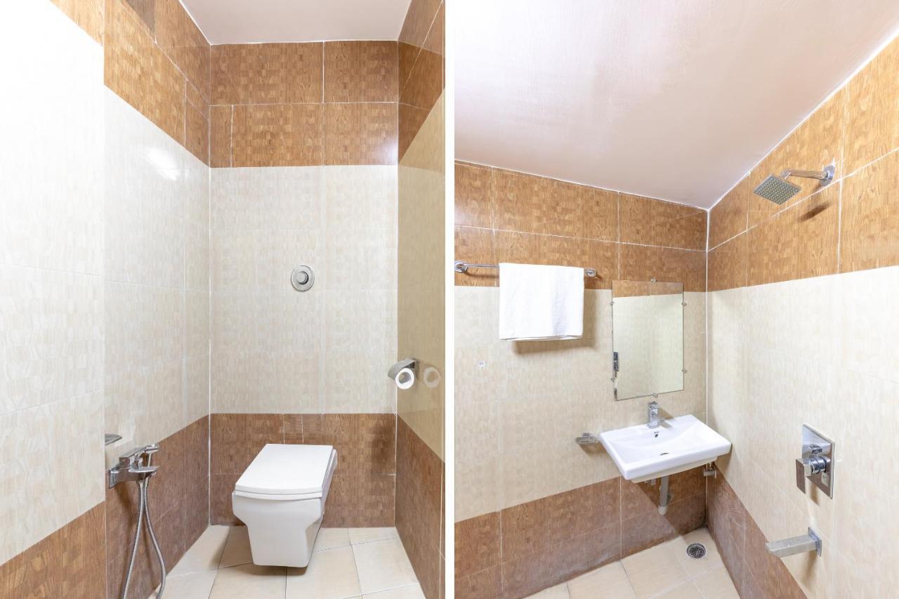 Oyo 45301 Hotel Om Palace Sagar  Экстерьер фото